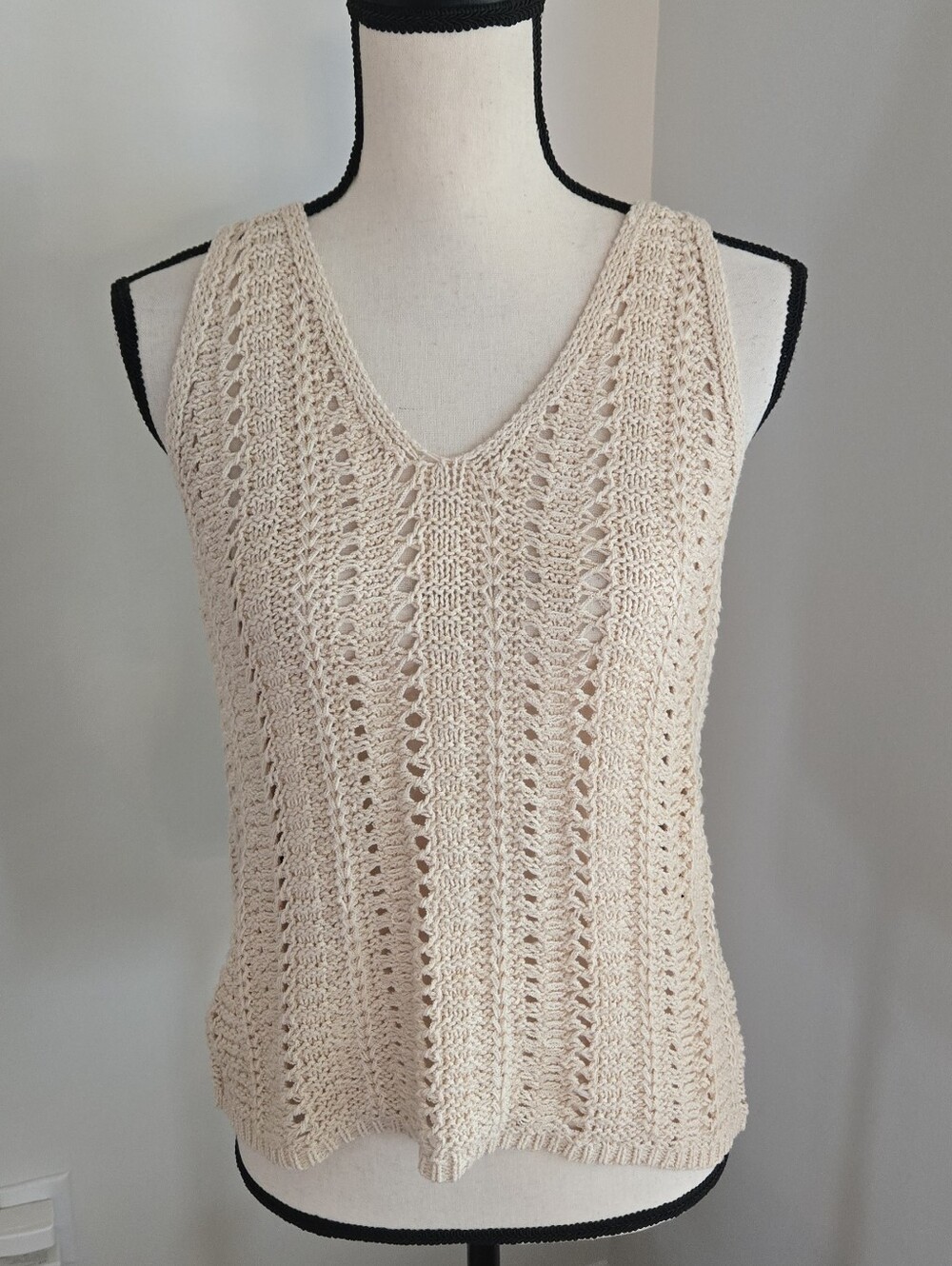Universal Thread Beige Sleeveless Sweater Top Small Cottagecore S